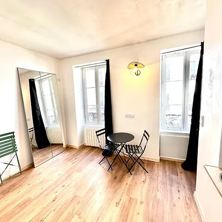 Sunny In The Heart Of 11ème Appartamento Parigi