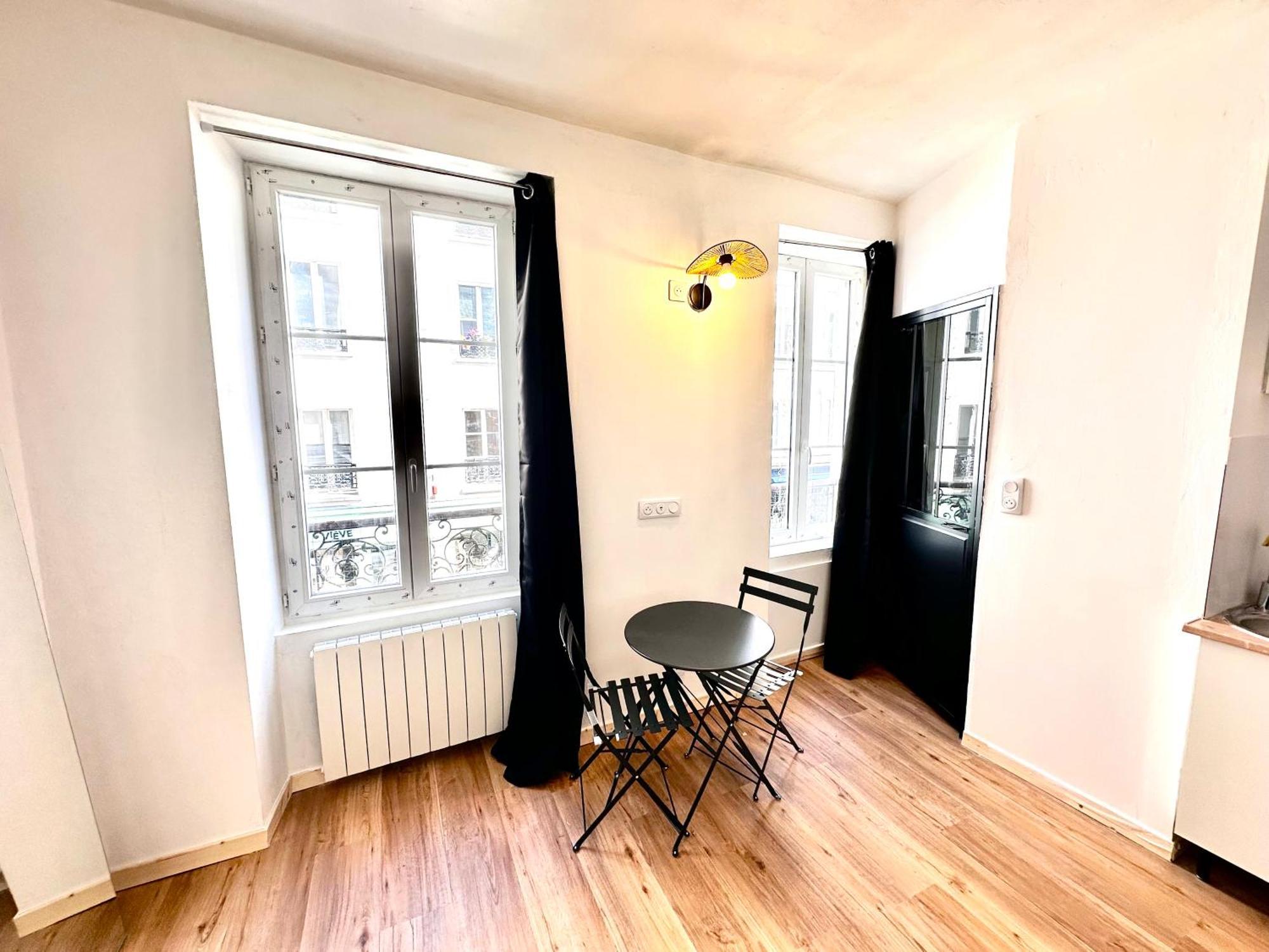 Sunny In The Heart Of 11eme Appartamento Parigi