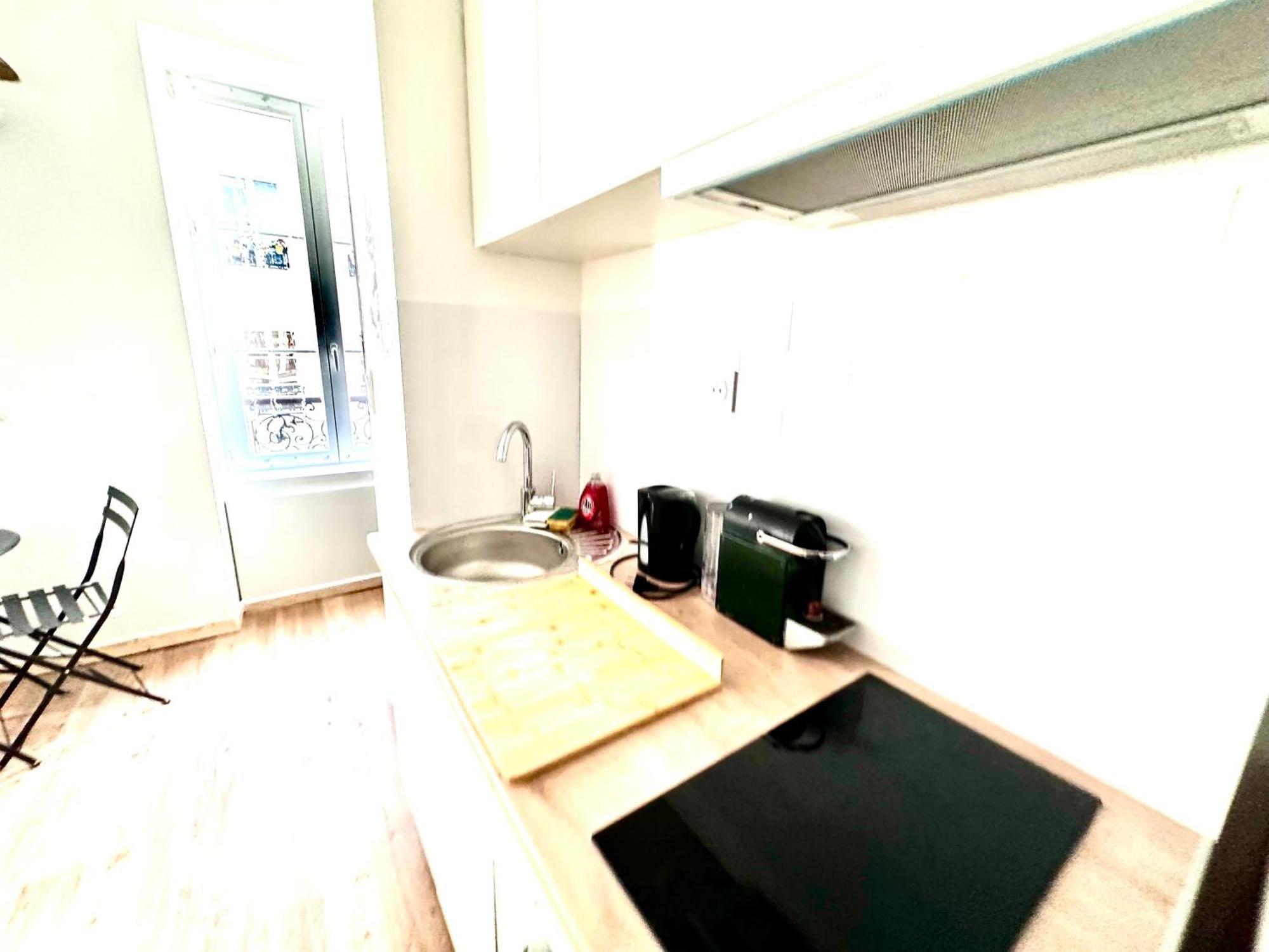 Appartamento Sunny In The Heart Of 11eme *