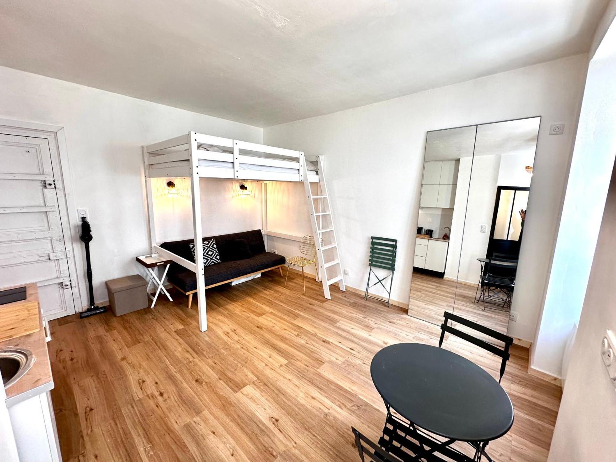 Sunny In The Heart Of 11eme Appartamento Parigi