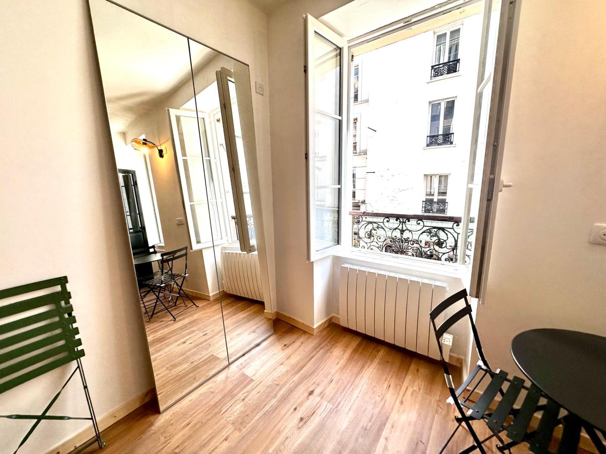 Sunny In The Heart Of 11eme Appartamento Parigi